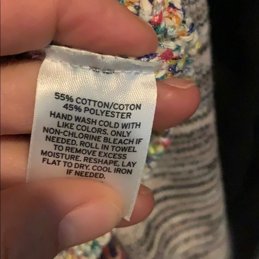 Sweater - Picture 6 of 6